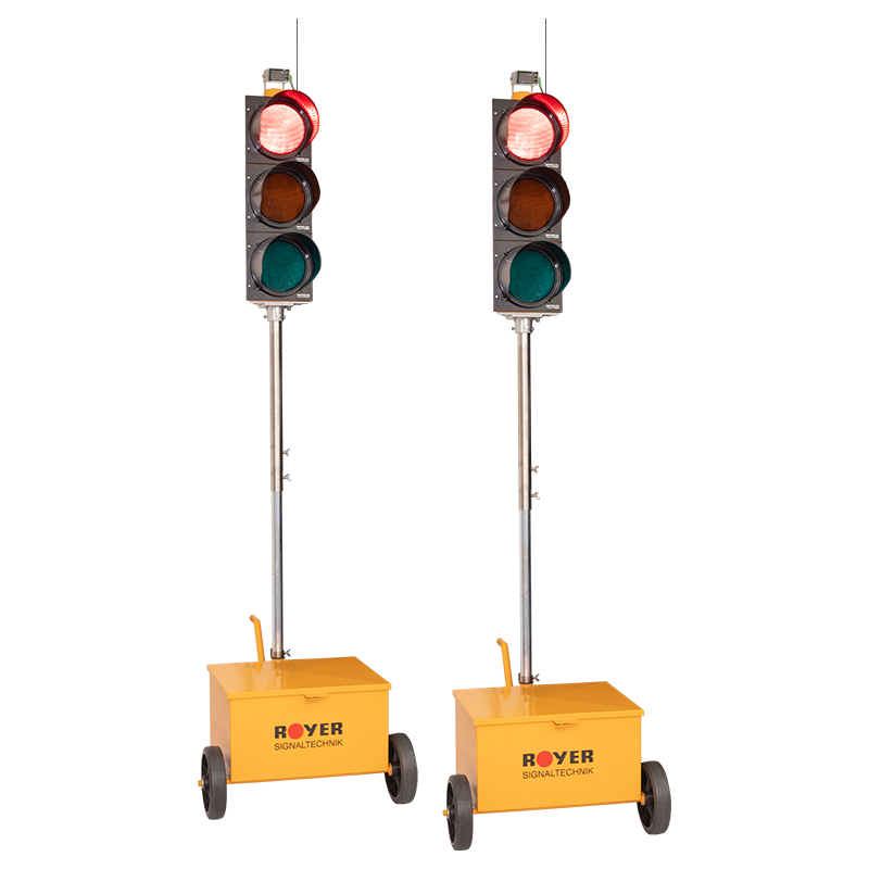 Zwei Ampel-Einheiten der mobilen Baustellen-Signalanlge Easy 22 von ROYER Signaltechnik